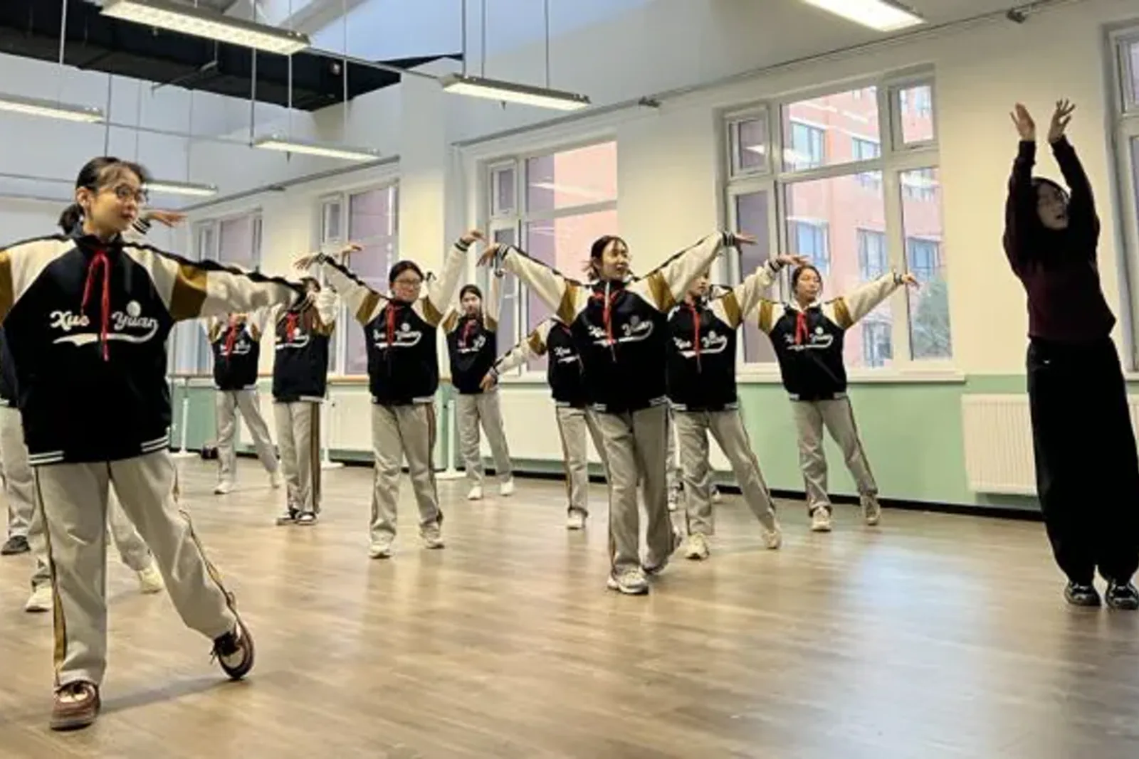 学生社团活动预留图片