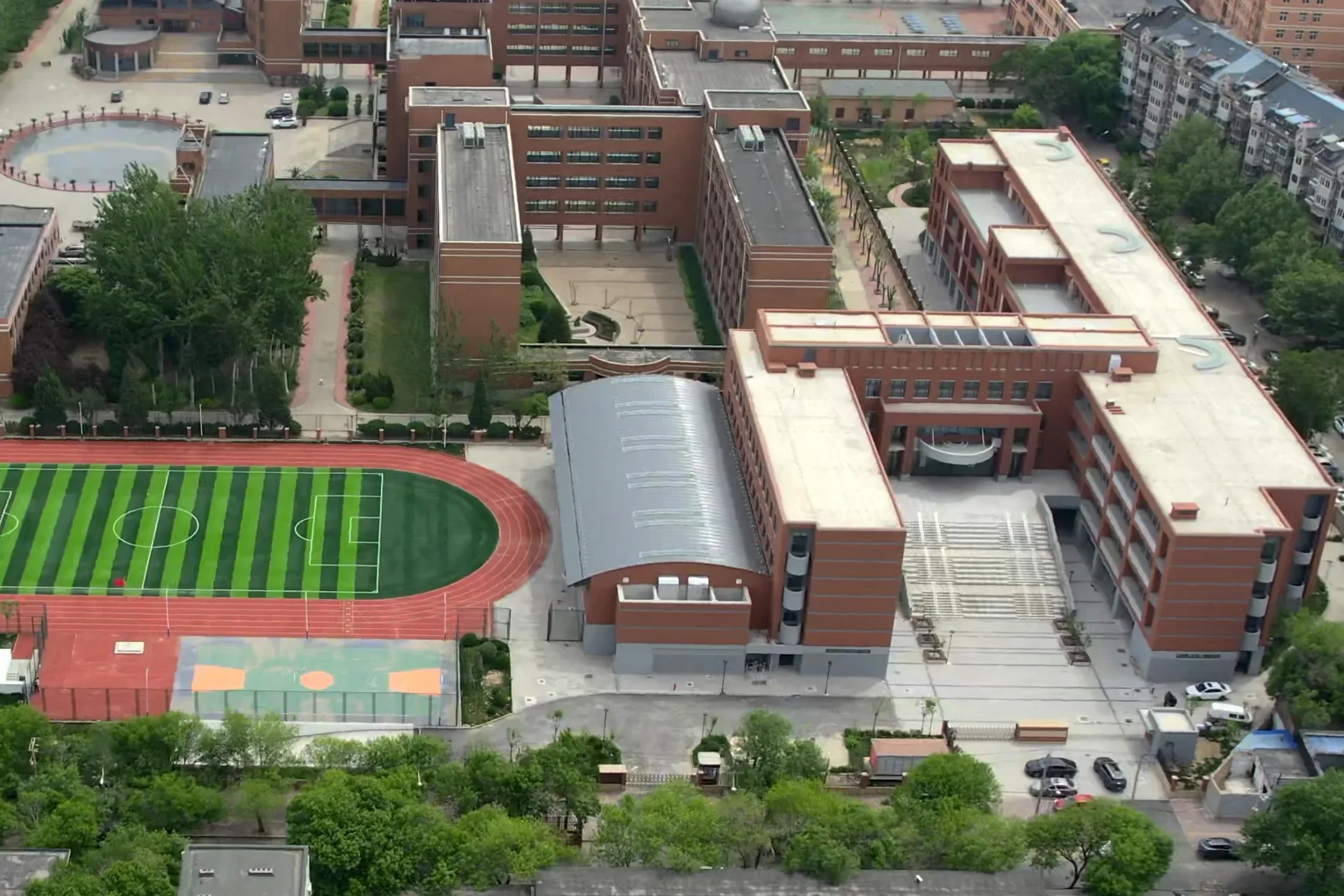学苑中学校园建筑与庭院